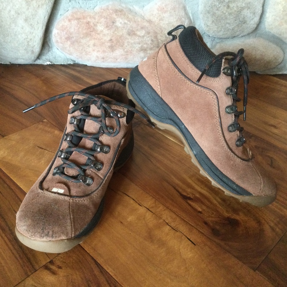 ✔️ Ryka Terrain Boots Size 6.5